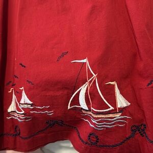 Elevenses Skirt Boats